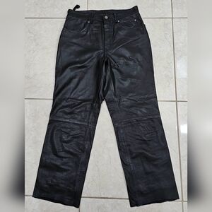 HARLEY DAVIDSON womens leather pants brand new with out tag.